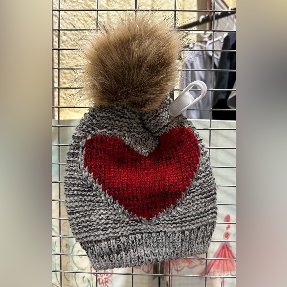 Valentine heart women’s beanie